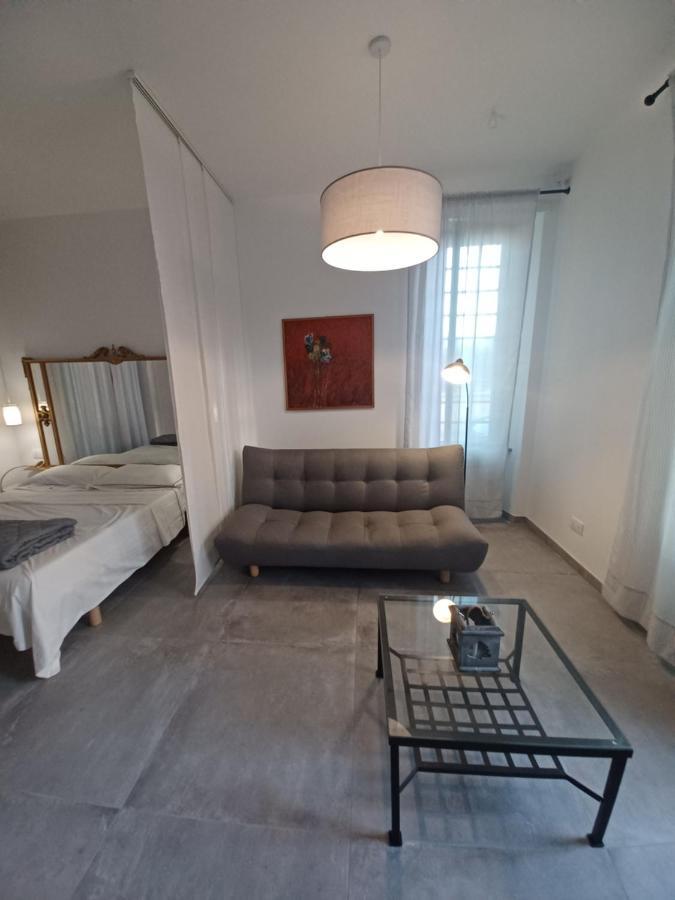 Apartment Appia - Loft Con Giardino *